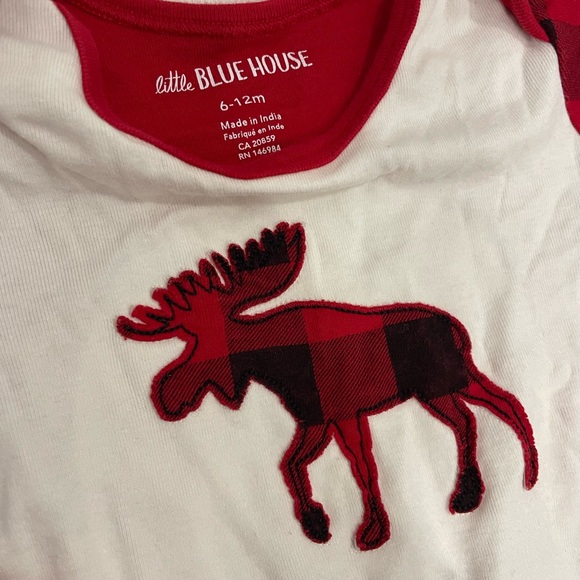 6-12m Flannel baby body suits onesies + hat - Picture 2 of 3